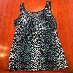 Slimpact Size M lined tank top